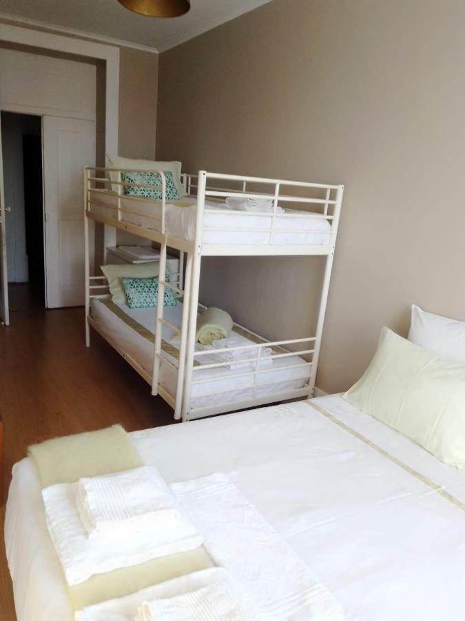 אבאירו Menina Da Ria Guest House מראה חיצוני תמונה