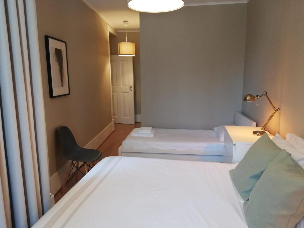 אבאירו Menina Da Ria Guest House מראה חיצוני תמונה